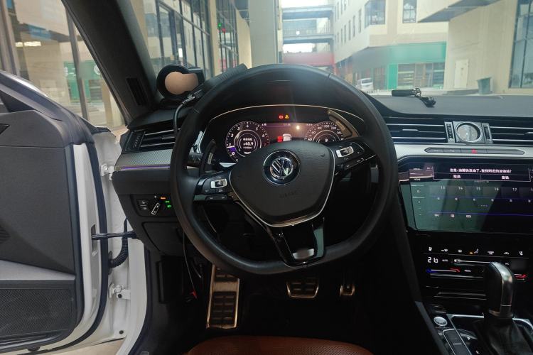 Used Volkswagen FAW-Volkswagen CC 2019 330TSI Glamour Edition China VI Steering Wheel