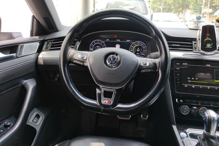 Used Volkswagen FAW-Volkswagen CC 2019 330TSI Glamour Edition China VI Steering Wheel