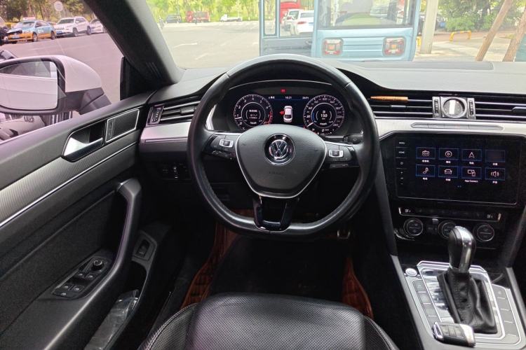 Used Volkswagen FAW-Volkswagen CC 2019 380TSI Glamour Edition China V Standard Steering Wheel