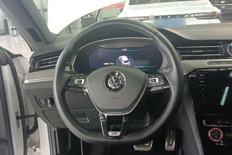 Used Volkswagen FAW-Volkswagen CC 2019 380TSI Glamour Edition China V Standard Steering Wheel