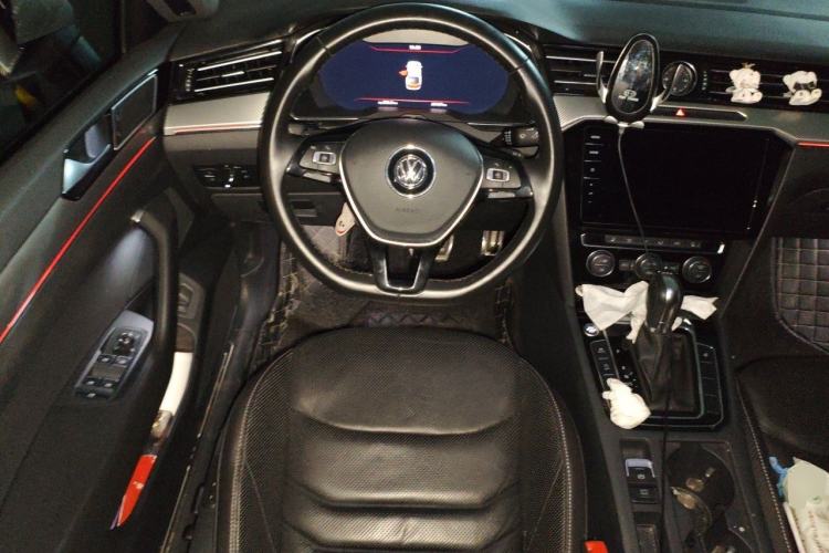 Used Volkswagen FAW-Volkswagen CC 2019 330TSI Glamour Edition China V Standard Steering Wheel