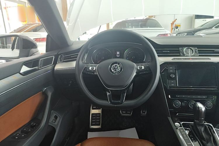 Used Volkswagen FAW-Volkswagen CC 2019 330TSI Glamour Edition China VI Steering Wheel
