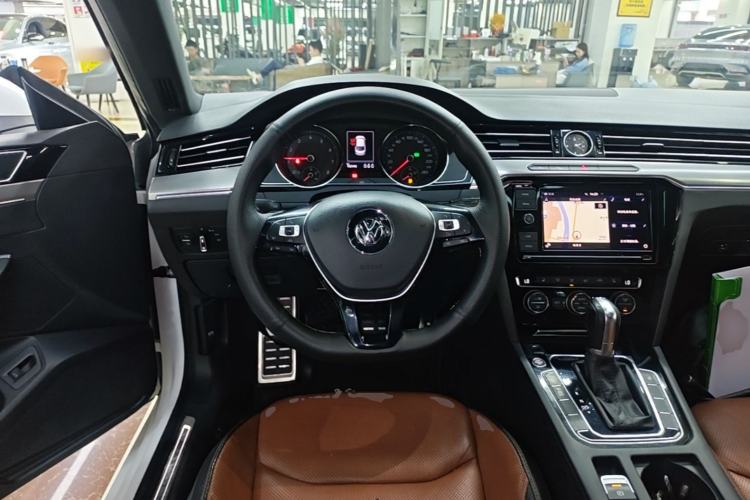 Used Volkswagen FAW-Volkswagen CC 2019 330TSI Glamour Edition China VI Steering Wheel