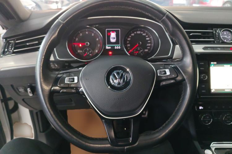 Used Volkswagen FAW-Volkswagen CC 2019 330TSI Glamour Edition China V Standard Steering Wheel