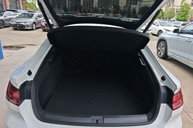 Used Volkswagen FAW-Volkswagen CC 2019 330TSI Glamour Edition China V Standard Trunk
