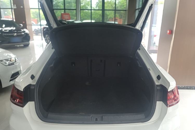 Used Volkswagen FAW-Volkswagen CC 2019 330TSI Glamour Edition China VI Trunk