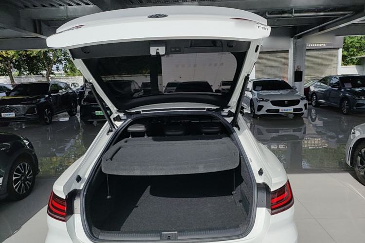 Used Volkswagen FAW-Volkswagen CC 2019 330TSI Glamour Edition China VI Trunk