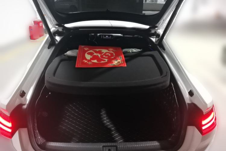 Used Volkswagen FAW-Volkswagen CC 2019 330TSI Glamour Edition China VI Trunk
