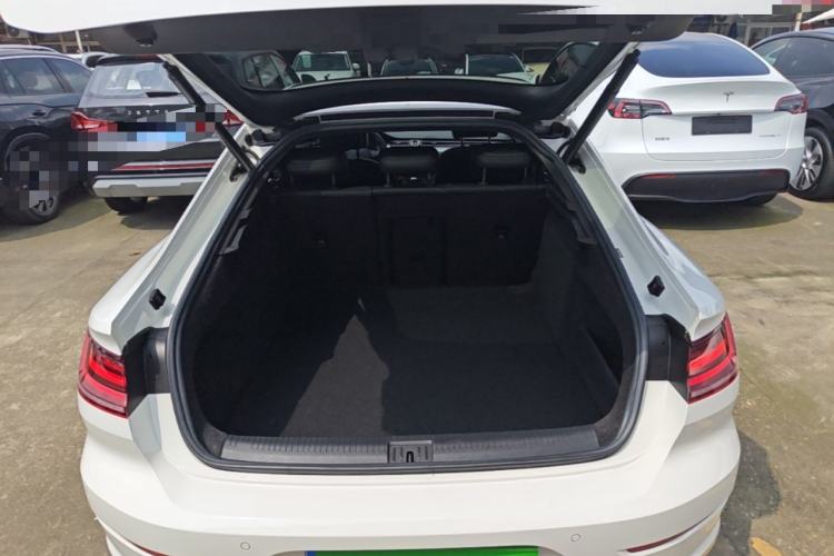 Used Volkswagen FAW-Volkswagen CC 2019 330TSI Glamour Edition China VI Trunk