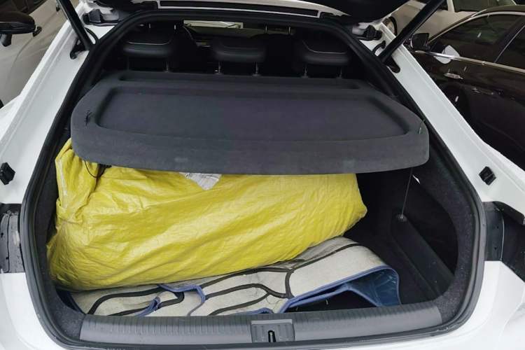 Used Volkswagen FAW-Volkswagen CC 2019 330TSI Glamour Edition China VI Trunk