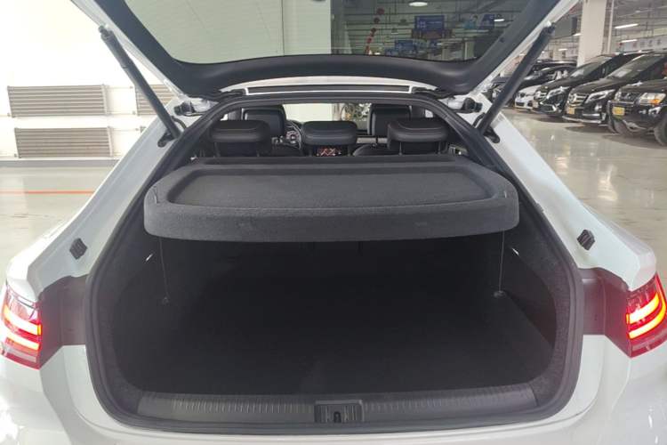 Used Volkswagen FAW-Volkswagen CC 2019 380TSI Glamour Edition China V Standard Trunk