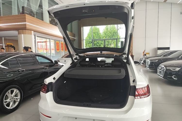 Used Volkswagen FAW-Volkswagen CC 2019 330TSI Glamour Edition China VI Trunk