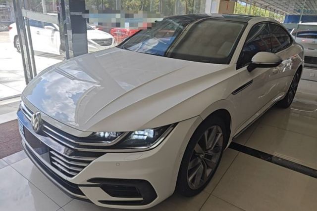 Volkswagen FAW-Volkswagen CC 2019 380TSI Yeyan Edition China V Standard с пробегом