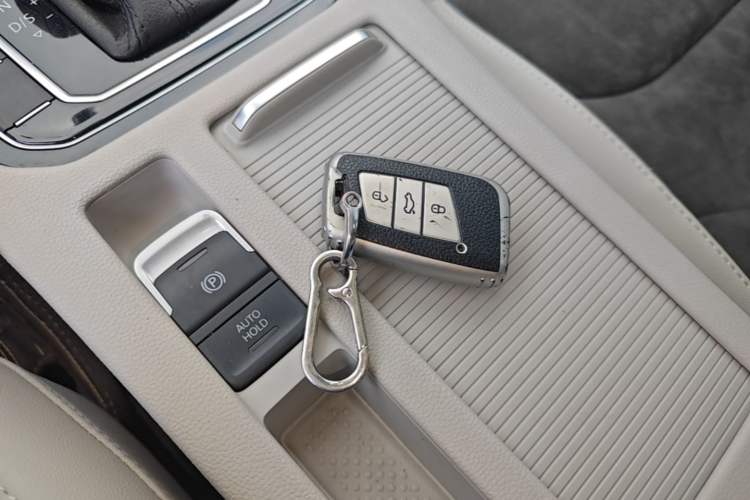 Used Volkswagen FAW-Volkswagen CC 2019 330TSI Huayan Edition China V Standard Vehicle Key