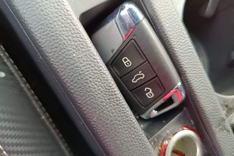 Used Volkswagen FAW-Volkswagen CC 2019 330TSI Glamour Edition China V Standard Vehicle Key