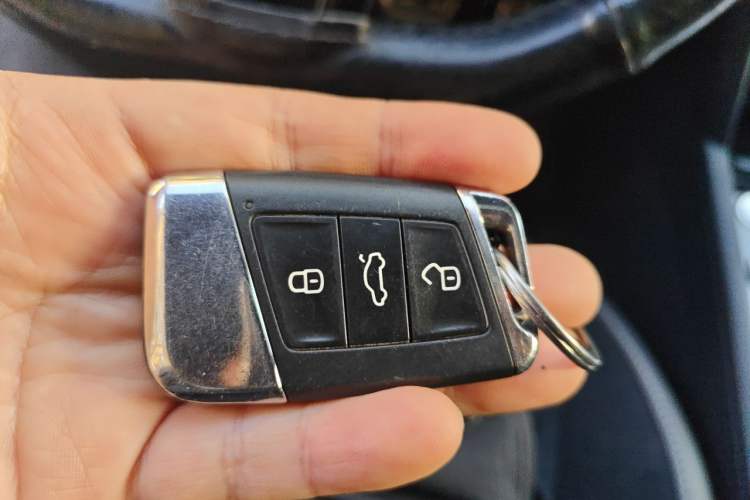 Used Volkswagen FAW-Volkswagen CC 2019 330TSI Huayan Edition China VI Vehicle Key