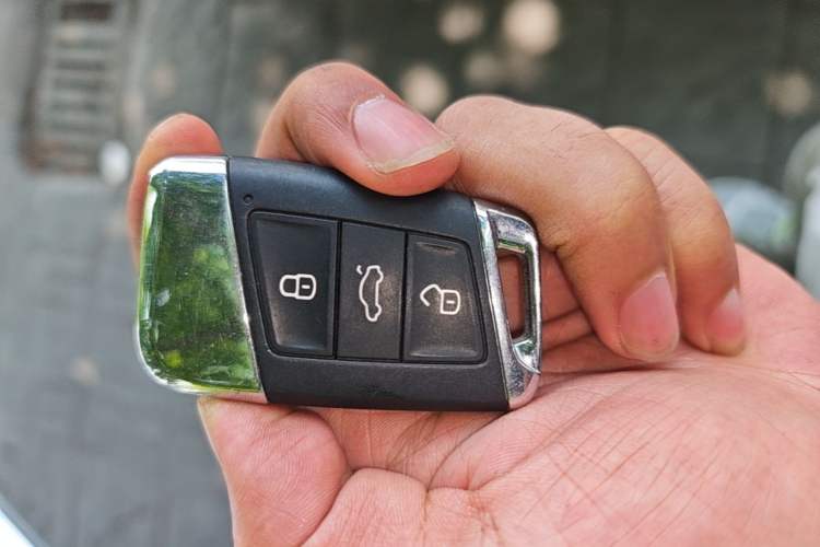 Used Volkswagen FAW-Volkswagen CC 2019 330TSI Huayan Edition China VI Vehicle Key