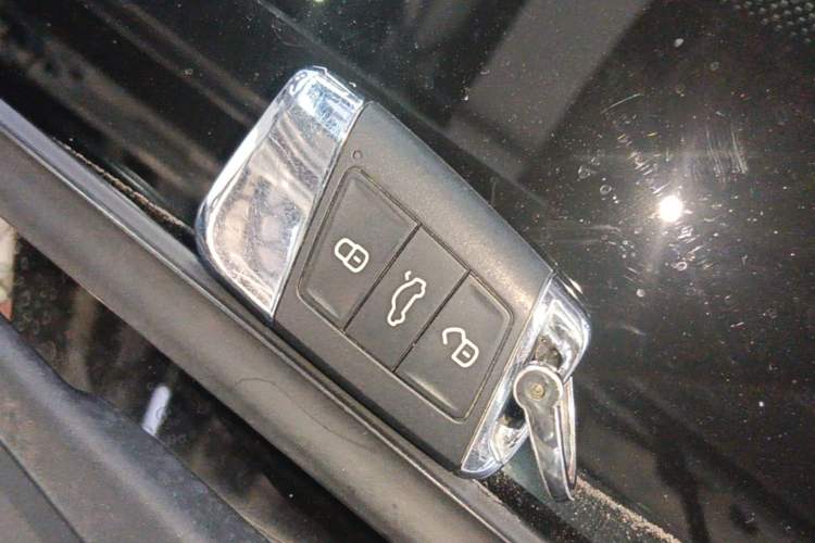 Used Volkswagen FAW-Volkswagen CC 2019 380TSI Glamour Edition China V Standard Vehicle Key