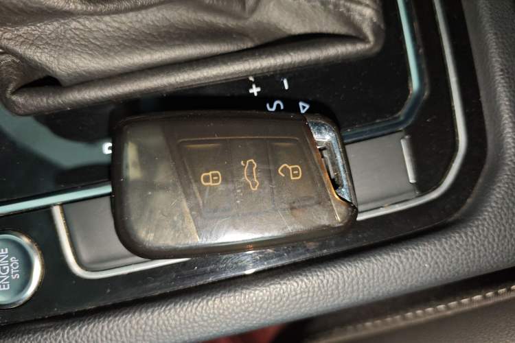 Used Volkswagen FAW-Volkswagen CC 2019 330TSI Huayan Edition China VI Vehicle Key