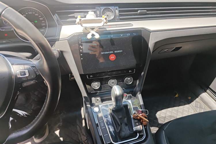Used Volkswagen FAW-Volkswagen CC 2019 330TSI Huayan Edition China VI Audio And AC Panel