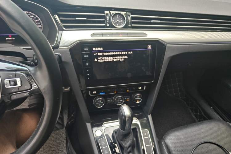 Used Volkswagen FAW-Volkswagen CC 2019 330TSI Glamour Edition China V Standard Audio And AC Panel