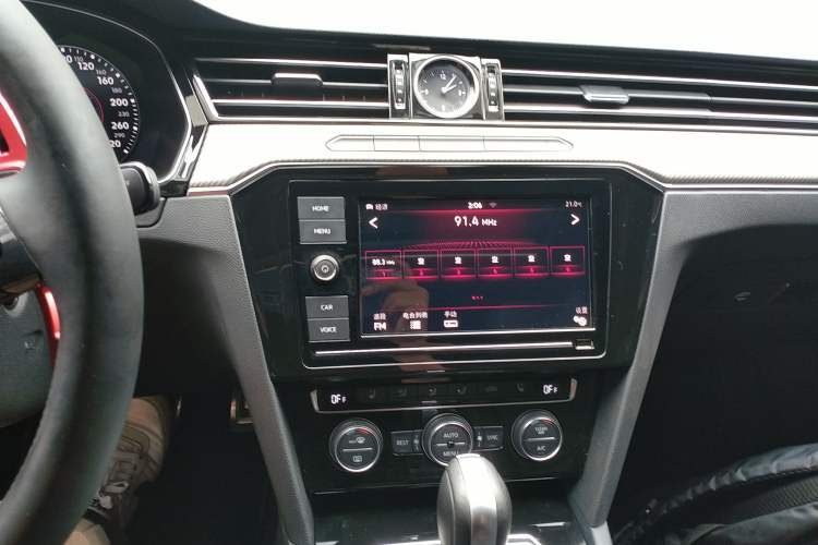 Used Volkswagen FAW-Volkswagen CC 2019 330TSI Glamour Edition China V Standard Audio And AC Panel