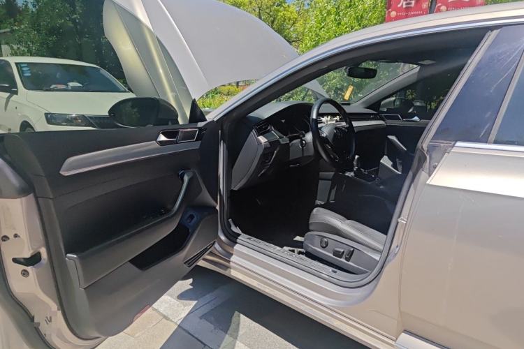 Used Volkswagen FAW-Volkswagen CC 2019 330TSI Huayan Edition China VI Driver Seat