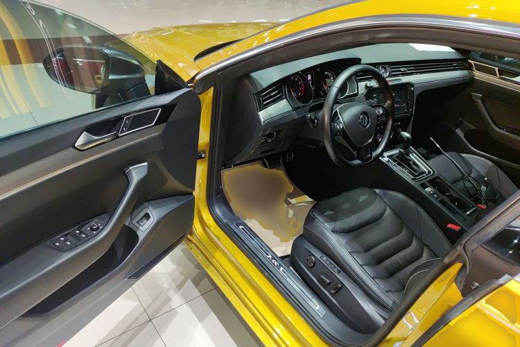 Used Volkswagen FAW-Volkswagen CC 2019 330TSI Glamour Edition China VI Driver Seat