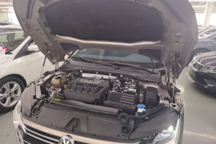 Used Volkswagen FAW-Volkswagen CC 2019 330TSI Glamour Edition China V Standard Engine Bay