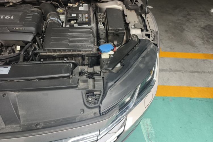 Used Volkswagen FAW-Volkswagen CC 2019 380TSI Yeyan Edition China VI Standard Engine Bay Left