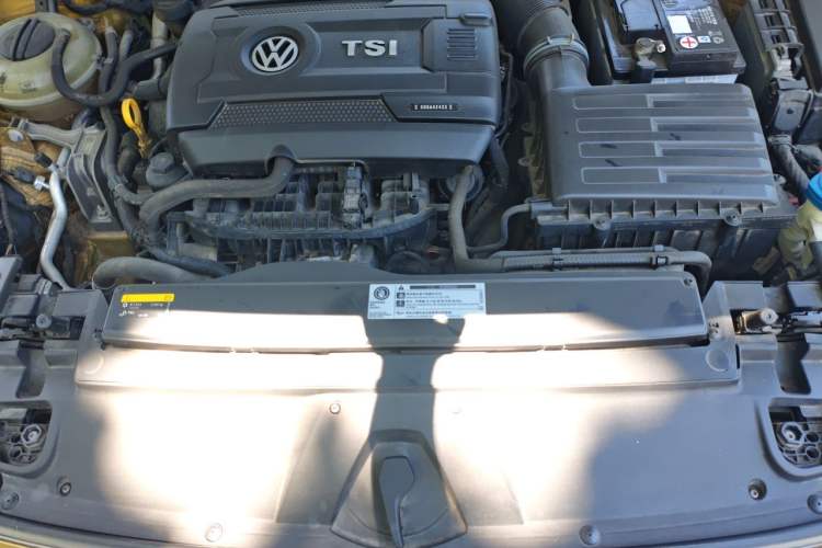 Used Volkswagen FAW-Volkswagen CC 2019 380TSI Yeyan Edition China V Standard Engine Bay