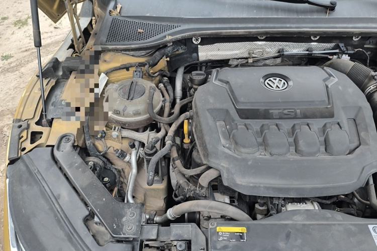 Used Volkswagen FAW-Volkswagen CC 2019 330TSI Glamour Edition China VI Engine Bay Right