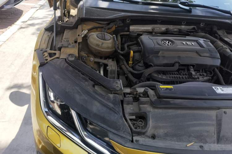 Used Volkswagen FAW-Volkswagen CC 2019 380TSI Yeyan Edition China V Standard Engine Bay Right