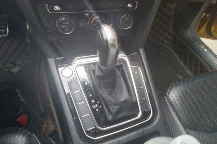 Used Volkswagen FAW-Volkswagen CC 2019 330TSI Glamour Edition China VI Gear Lever