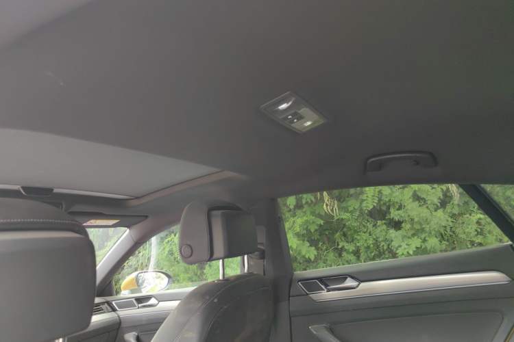 Used Volkswagen FAW-Volkswagen CC 2019 330TSI Glamour Edition China VI Headliner