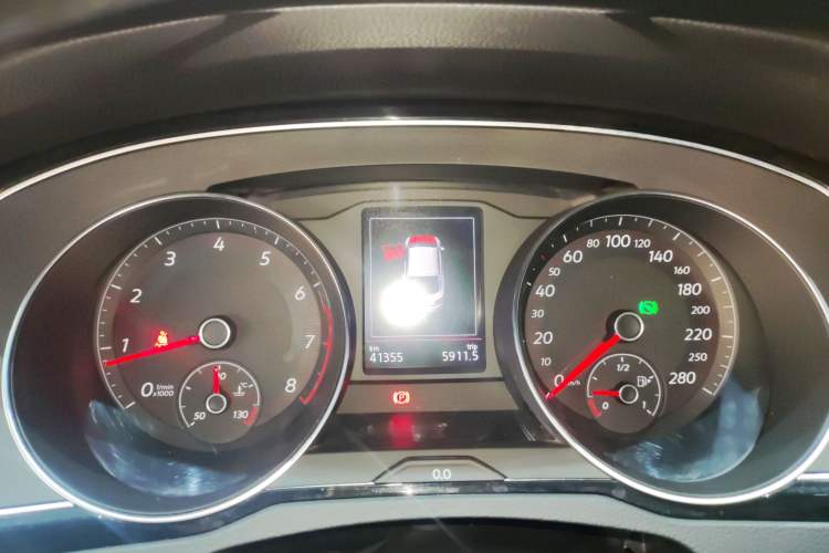 Used Volkswagen FAW-Volkswagen CC 2019 330TSI Glamour Edition China VI Instrument Cluster