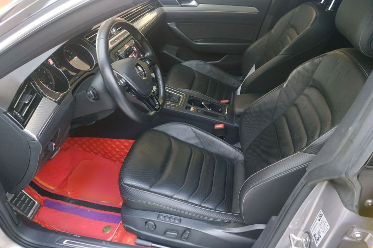 Used Volkswagen FAW-Volkswagen CC 2019 330TSI Glamour Edition China V Standard Left Front Seat