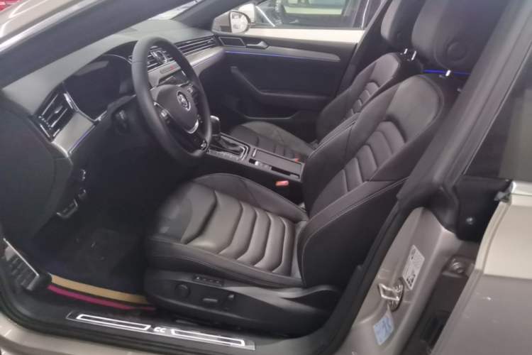 Used Volkswagen FAW-Volkswagen CC 2019 330TSI Glamour Edition China V Standard Left Front Seat