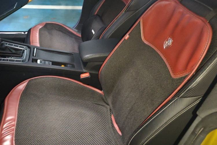 Used Volkswagen FAW-Volkswagen CC 2019 330TSI Glamour Edition China VI Left Front Seat