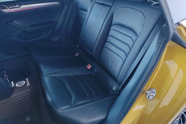 Used Volkswagen FAW-Volkswagen CC 2019 330TSI Glamour Edition China V Standard Left Rear Seat