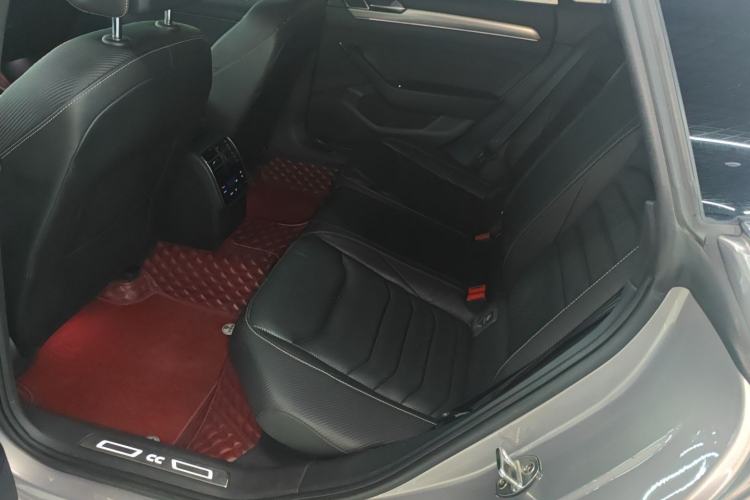 Used Volkswagen FAW-Volkswagen CC 2019 330TSI Glamour Edition China V Standard Left Rear Seat