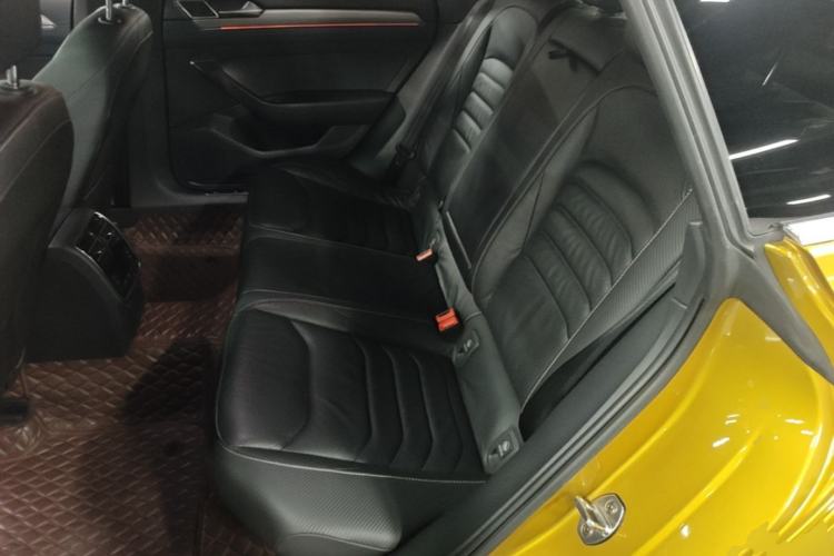 Used Volkswagen FAW-Volkswagen CC 2019 330TSI Glamour Edition China VI Left Rear Seat