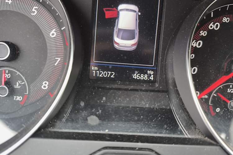 Used Volkswagen FAW-Volkswagen CC 2019 330TSI Glamour Edition China VI Odometer Close Up