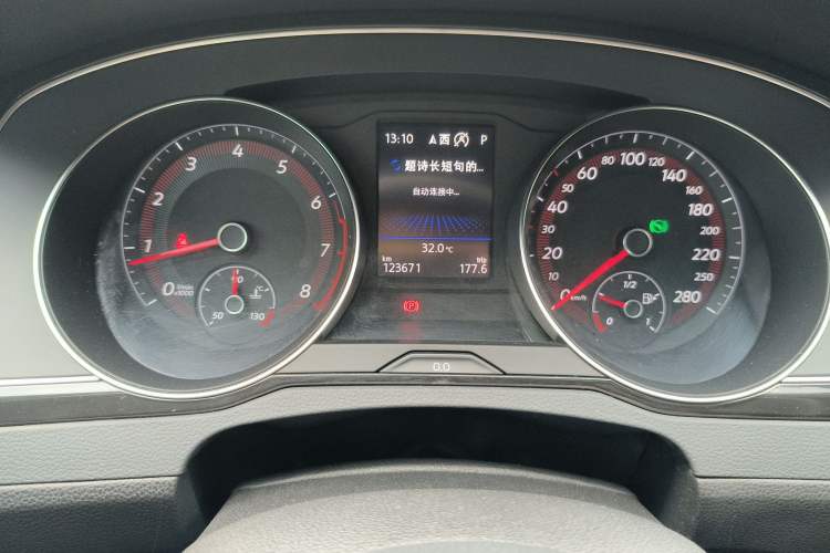 Used Volkswagen FAW-Volkswagen CC 2019 330TSI Glamour Edition China V Standard Odometer Close Up