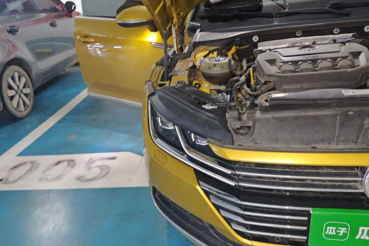 Used Volkswagen FAW-Volkswagen CC 2019 330TSI Glamour Edition China VI Right Front Headlight