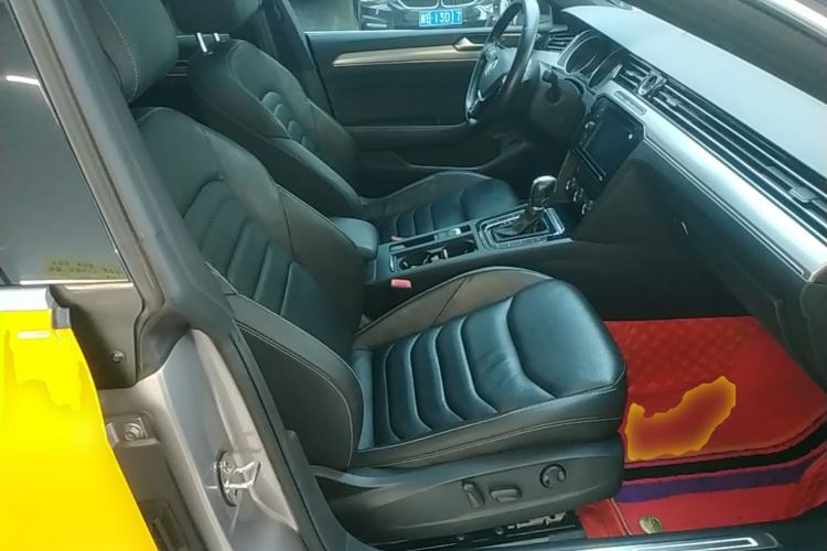 Used Volkswagen FAW-Volkswagen CC 2019 330TSI Glamour Edition China V Standard Right Front Seat