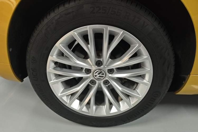 Used Volkswagen FAW-Volkswagen CC 2019 330TSI Glamour Edition China VI Right Rear Wheel Hub
