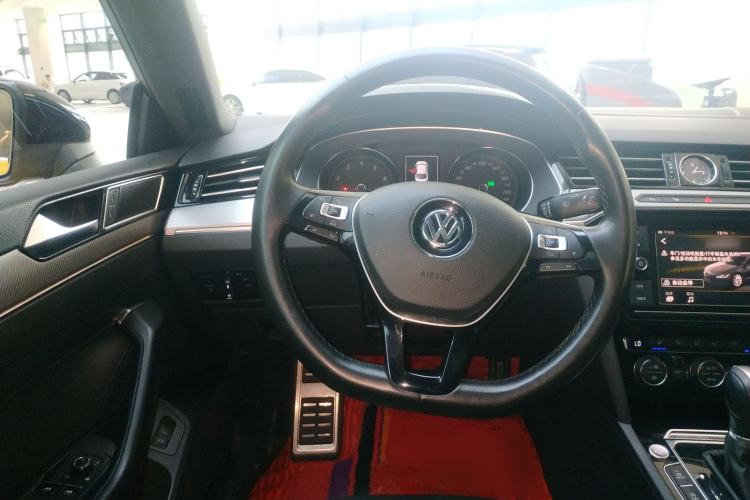 Used Volkswagen FAW-Volkswagen CC 2019 330TSI Glamour Edition China V Standard Steering Wheel