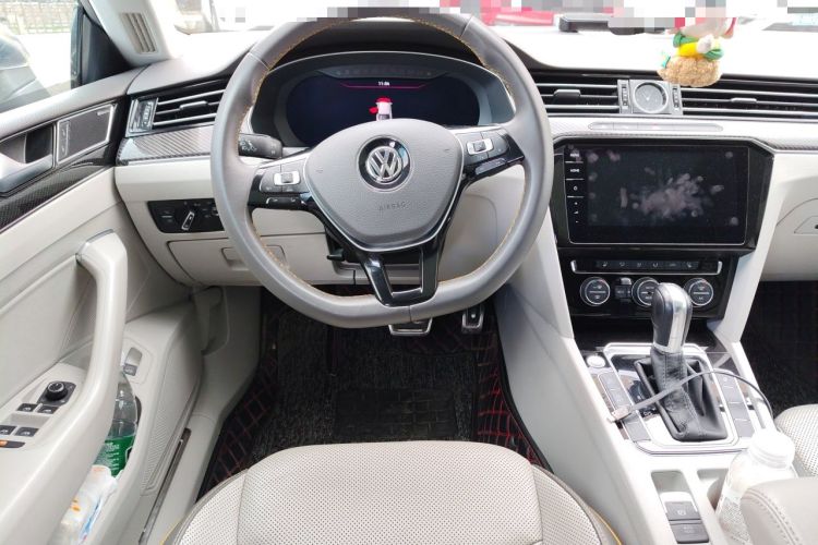 Used Volkswagen FAW-Volkswagen CC 2019 380TSI Yeyan Edition China V Standard Steering Wheel