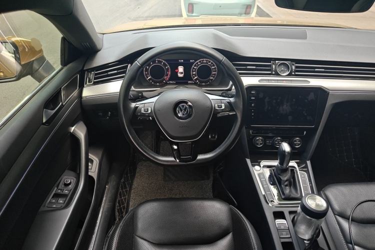 Used Volkswagen FAW-Volkswagen CC 2019 330TSI Glamour Edition China V Standard Steering Wheel